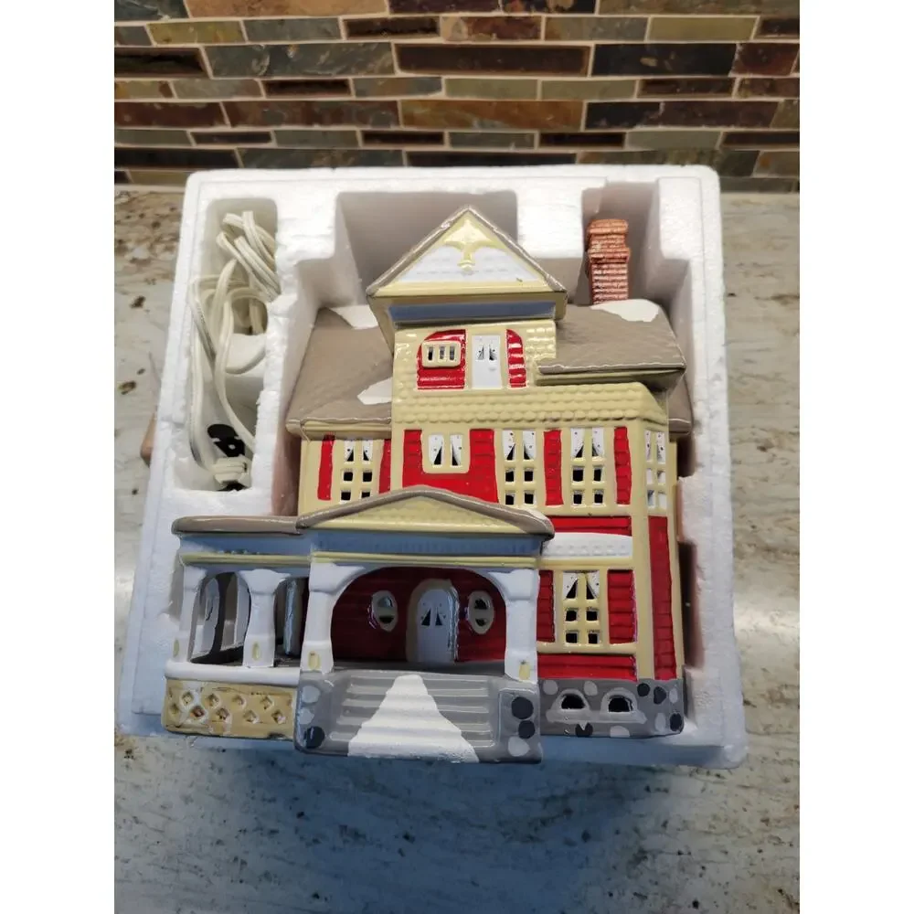 Vintage Department 56 Snow Village 1988 Kenwood House Original Cord & Box